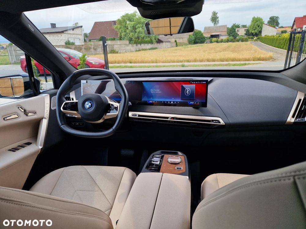 BMW iX M60 111.5kWh - 10