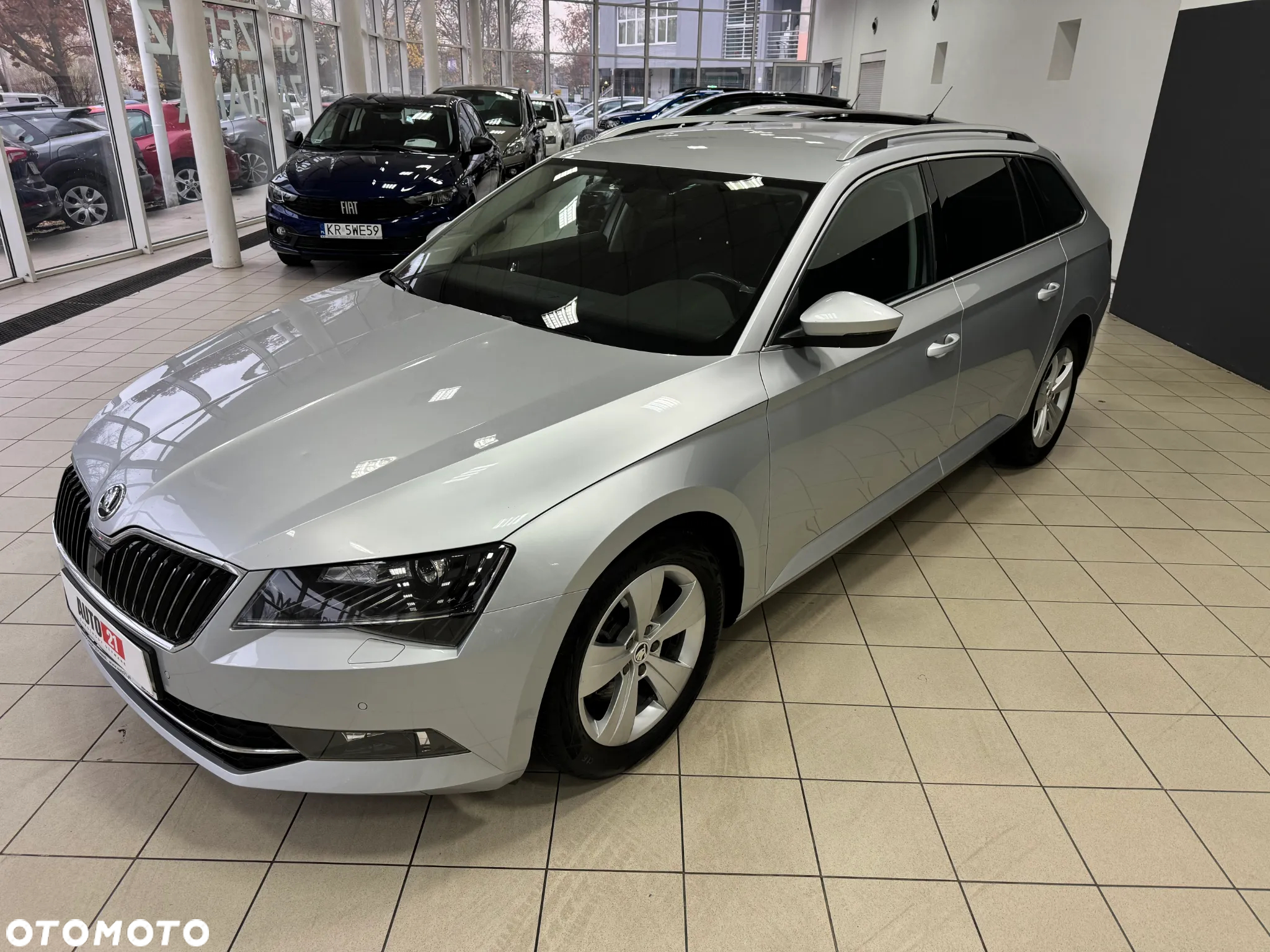 Skoda Superb 1.5 TSI Ambition - 4