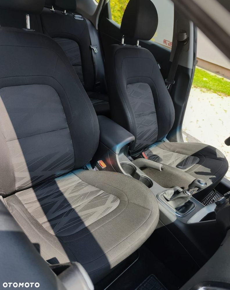 Kia Ceed 1.6 GDI L - 7
