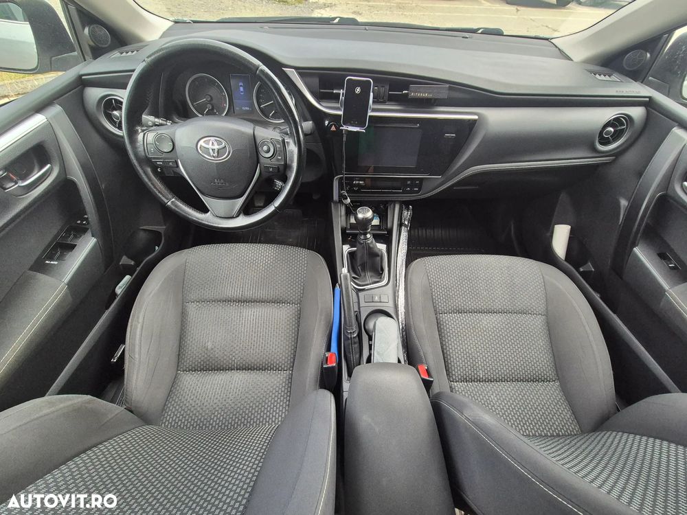 Toyota Corolla 1.4 D-4D Luna - 8
