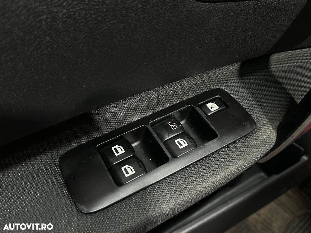 Nissan Qashqai+2 - 13