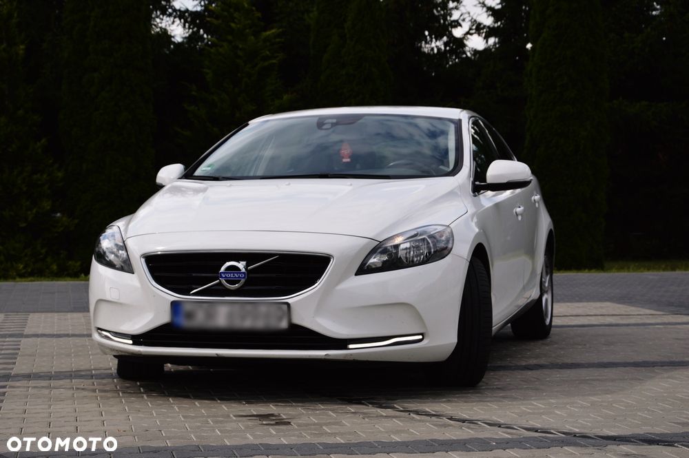 Volvo V40 D4 Summum - 2