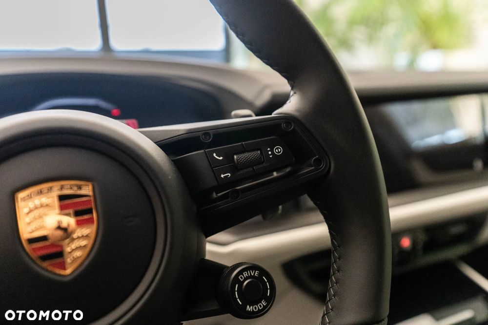 Porsche Cayenne Black Edition - 22