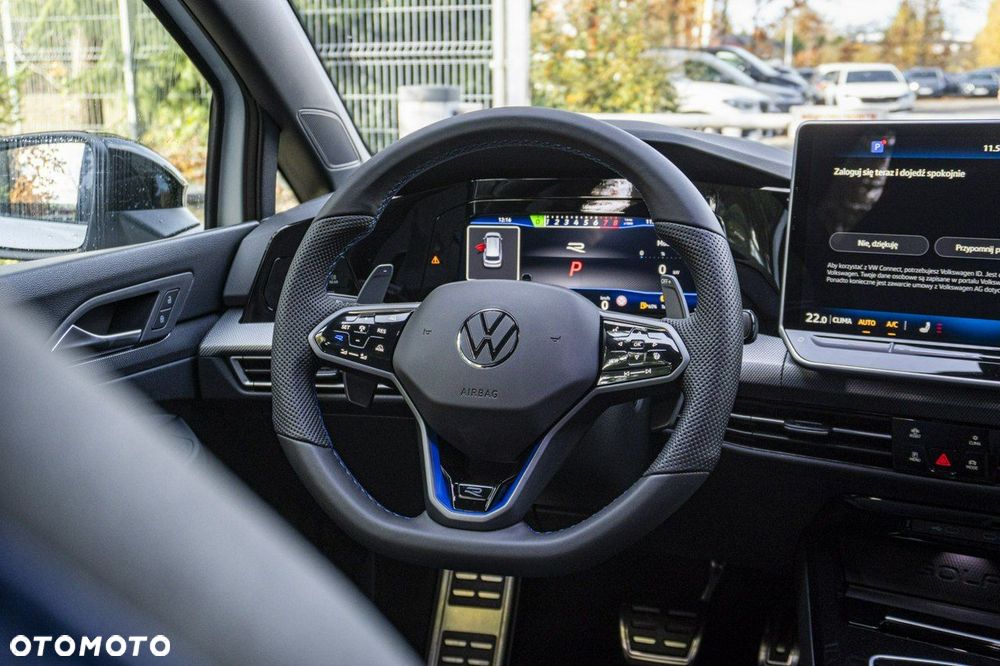 Volkswagen Golf - 26