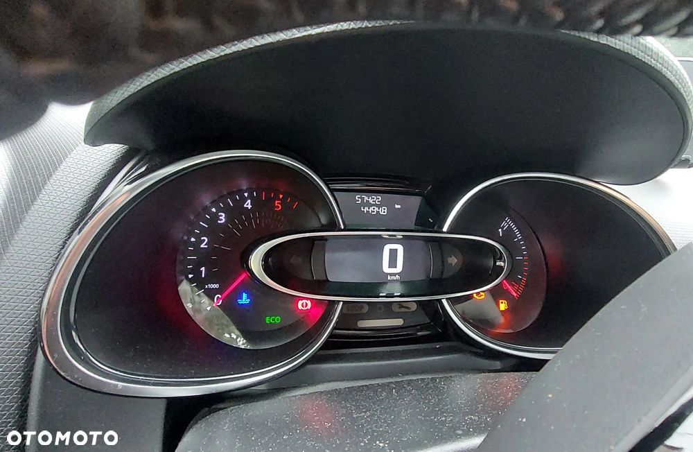 Renault Clio 1.5 dCi Energy Alize - 11