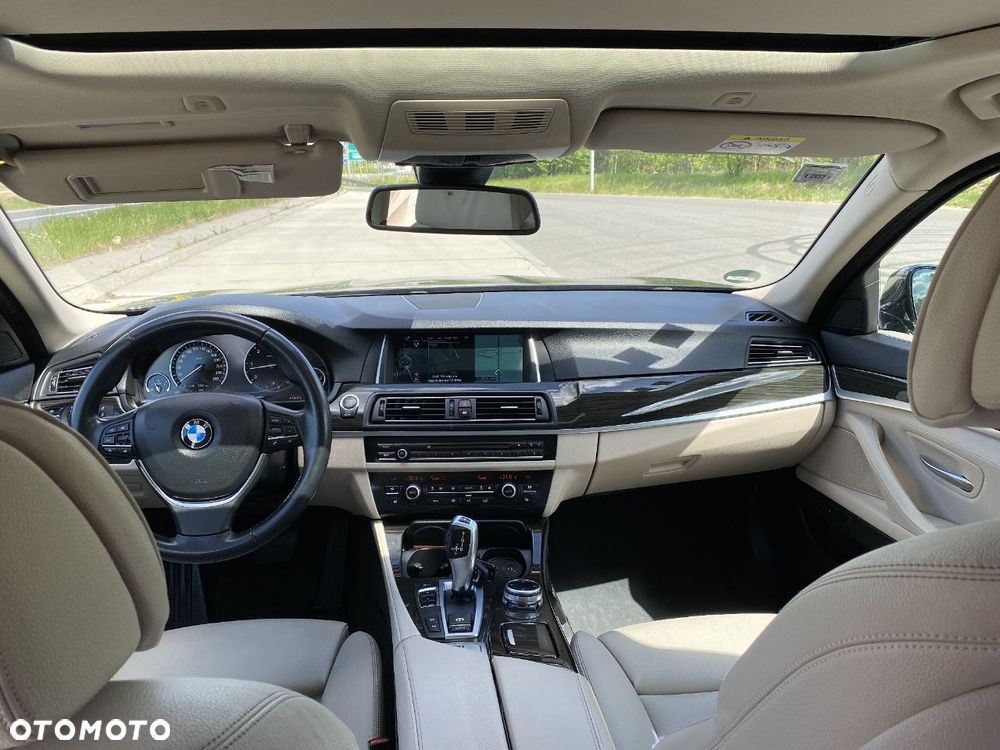 BMW Seria 5 530d xDrive Luxury Line - 14