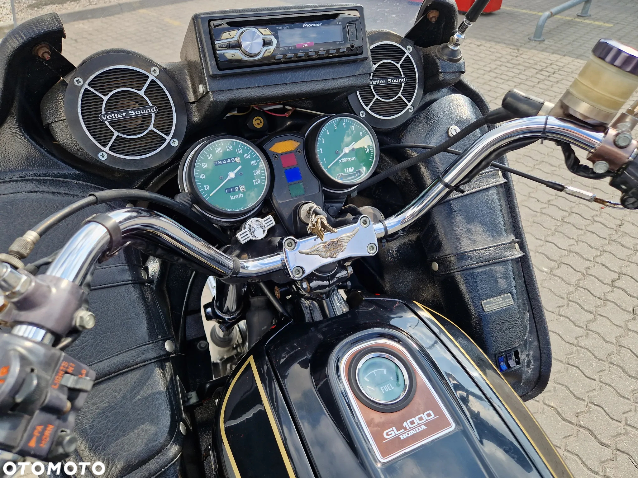 Honda GL - 9