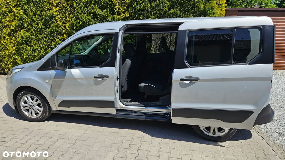 Ford Tourneo Connect Grand - 20