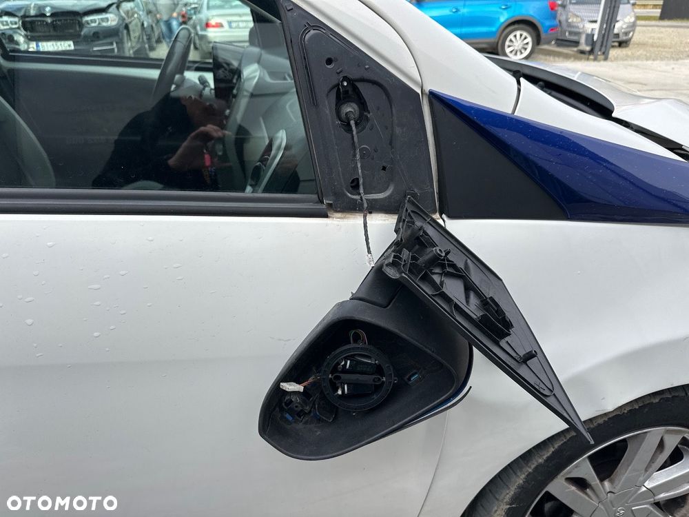 Toyota Aygo x-play - 19