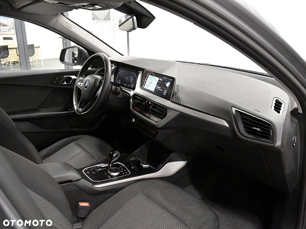 BMW Seria 1 - 13