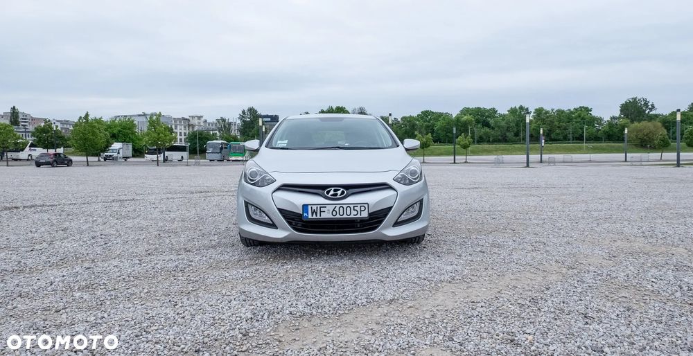 Hyundai i30 blue 1.6 CRDi YES Silver - 6