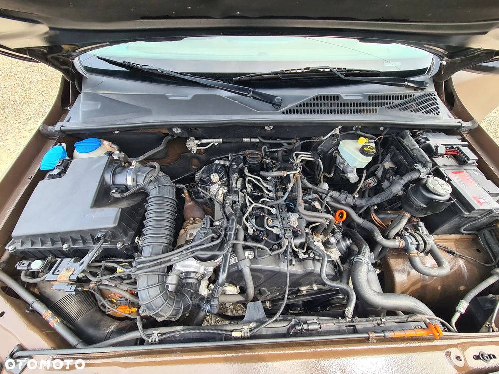 Volkswagen Amarok - 28