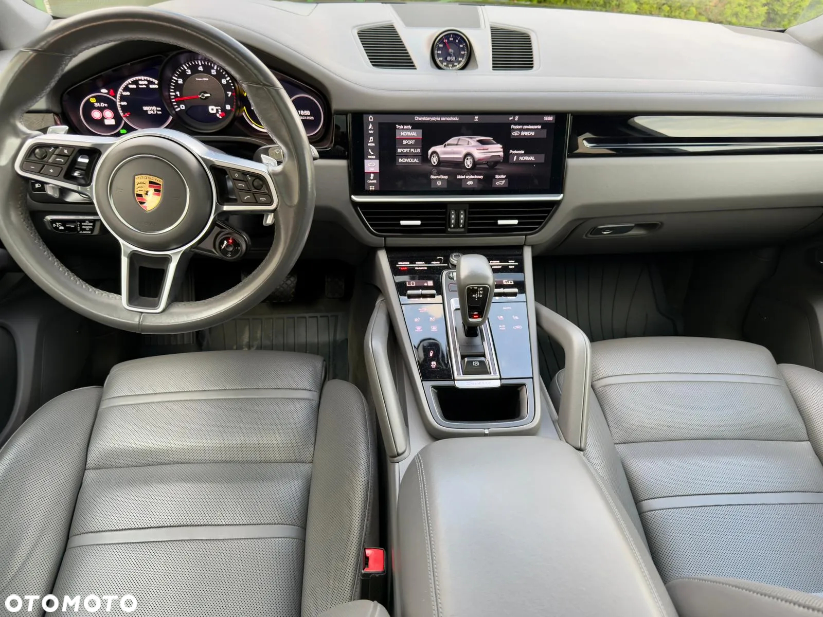 Porsche Cayenne Coupe - 25
