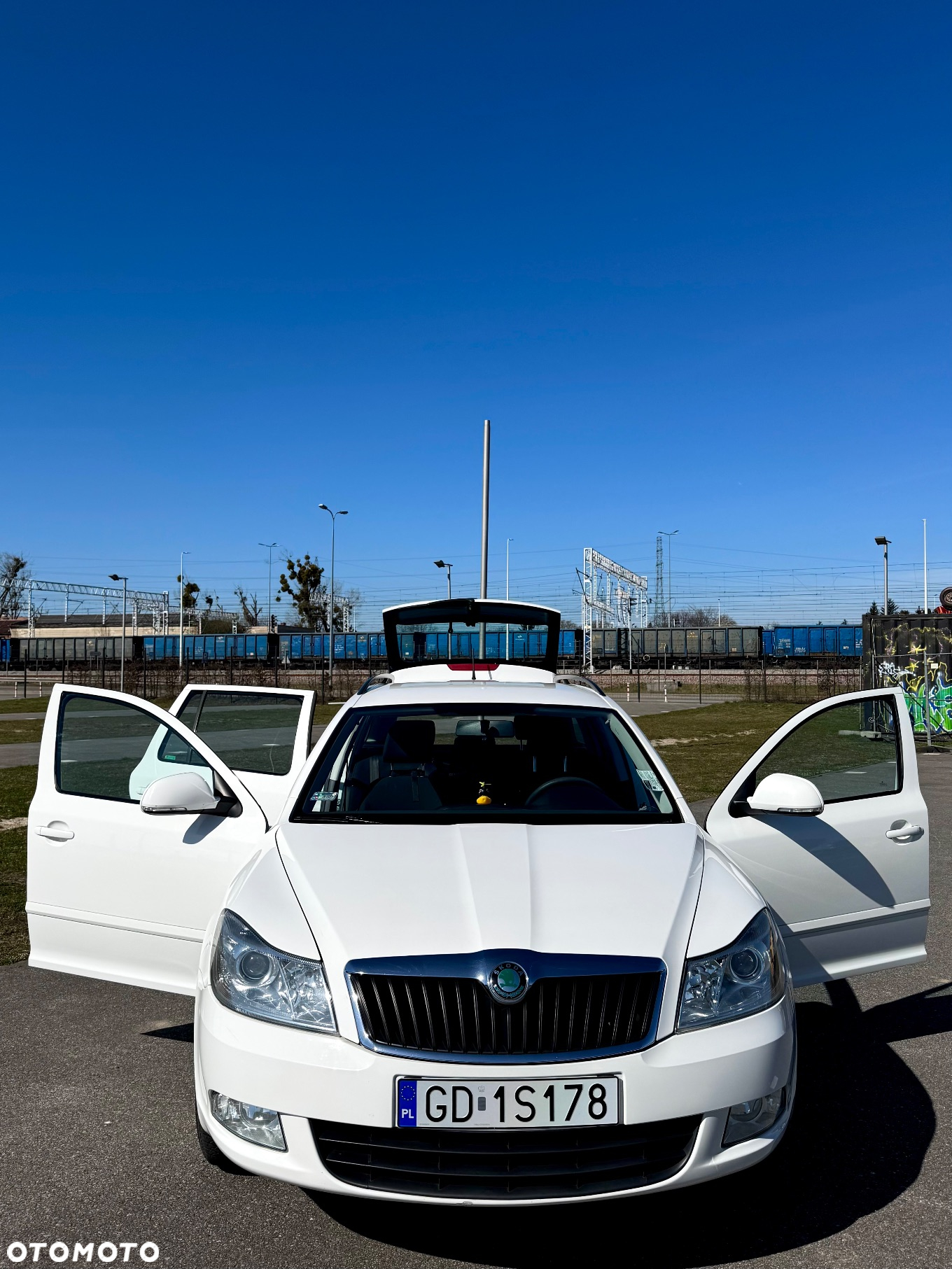 Skoda Octavia 1.6 TDI Ambition - 8