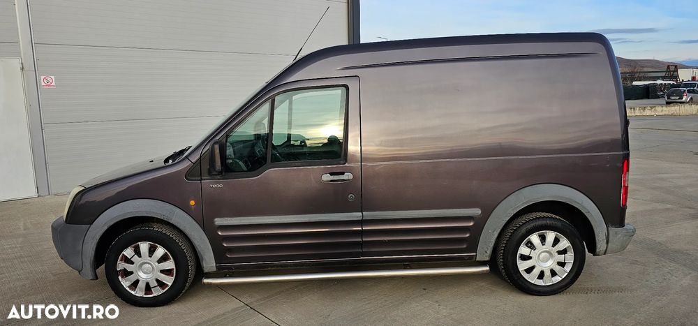 Ford Transit Connect - 11