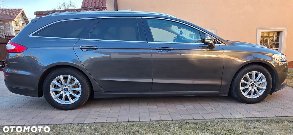 Ford Mondeo 2.0 TDCi STart-Stopp Titanium - 4