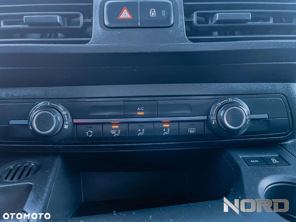 Peugeot Partner Long Premium - 26