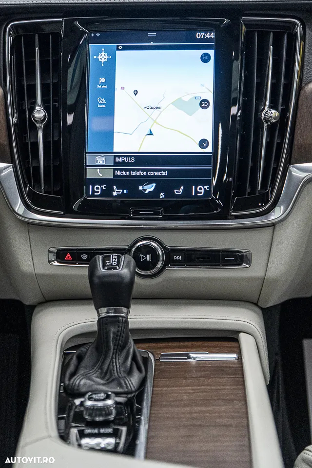 Volvo S90 D5 AWD Inscription - 4
