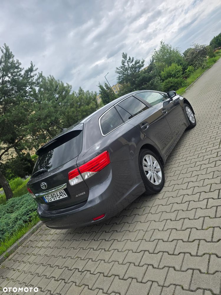 Toyota Avensis 1.8 Business Edition - 5