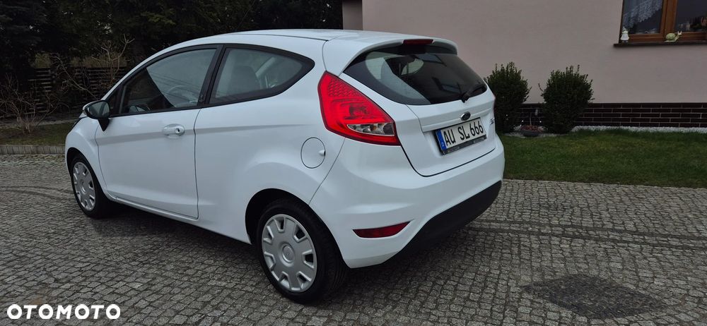 Ford Fiesta 1.25 Champions Edition - 8