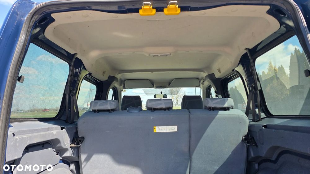 Ford Connect Tourneo - 23
