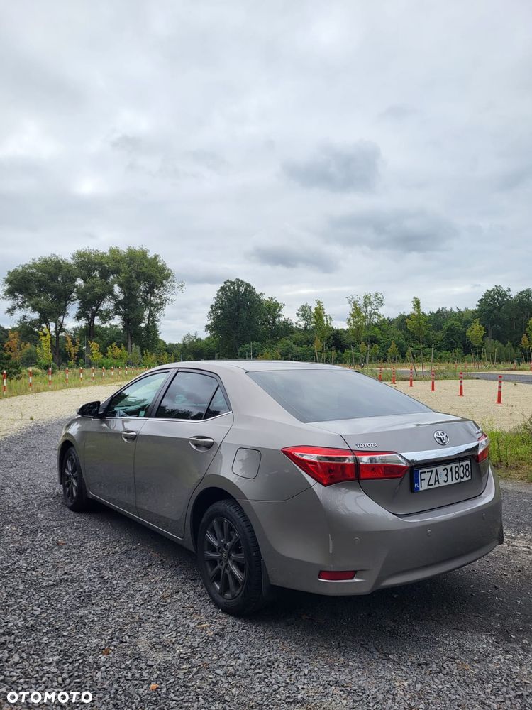 Toyota Corolla 1.6 Premium EU6 - 2