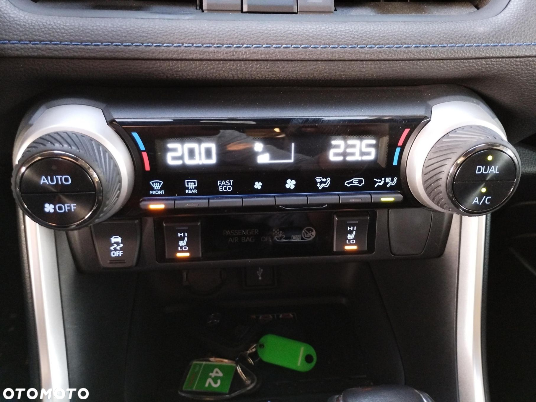 Toyota RAV4 - 21