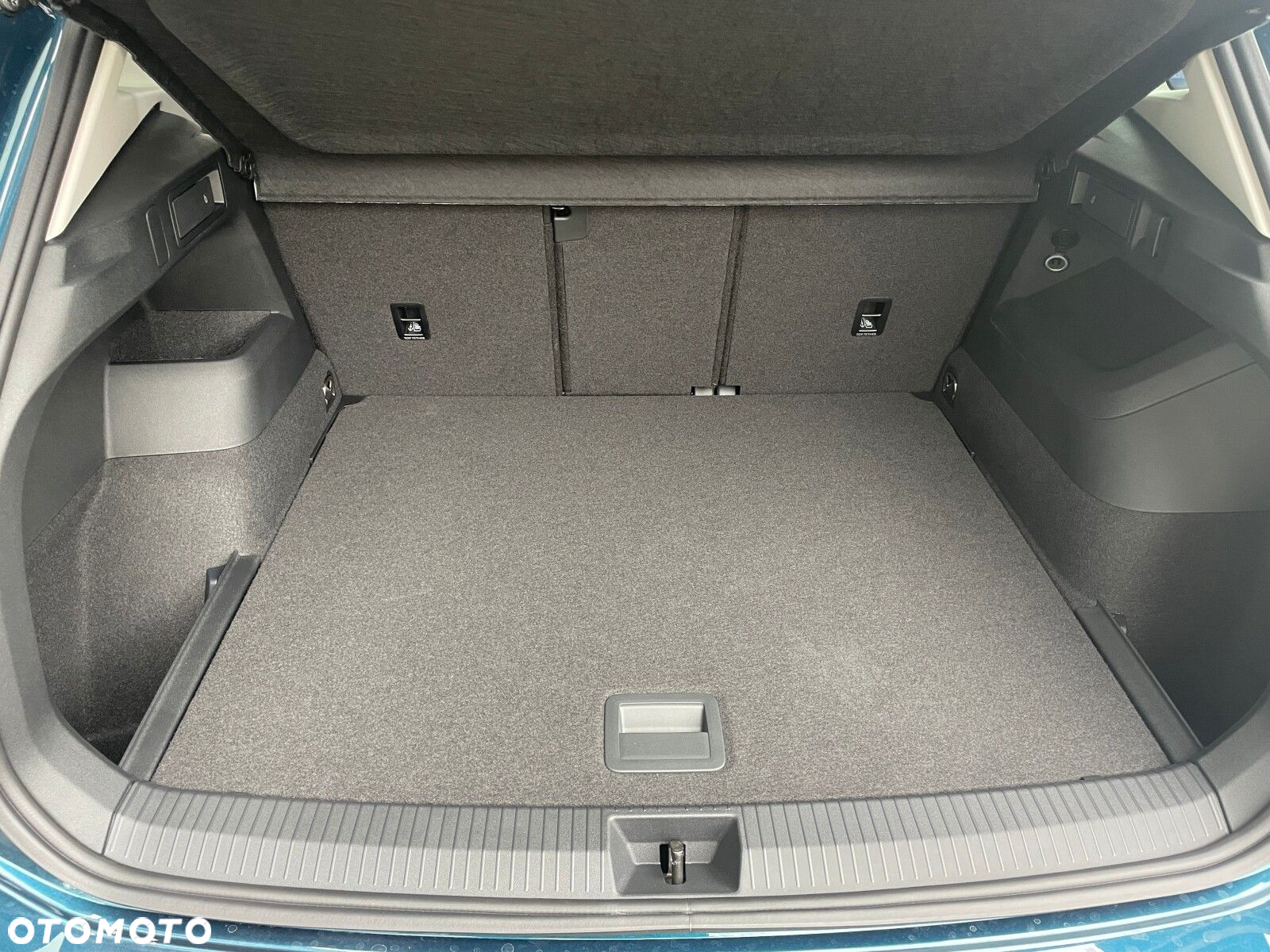 Volkswagen Tiguan - 32