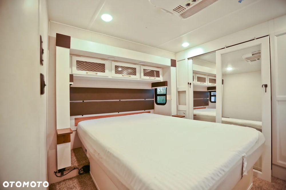 Inny 2021 Crusader 382MBH - 28