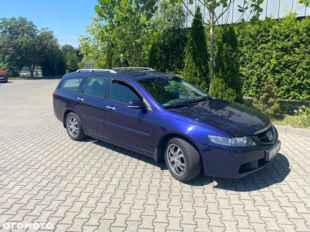 Honda Accord - 2