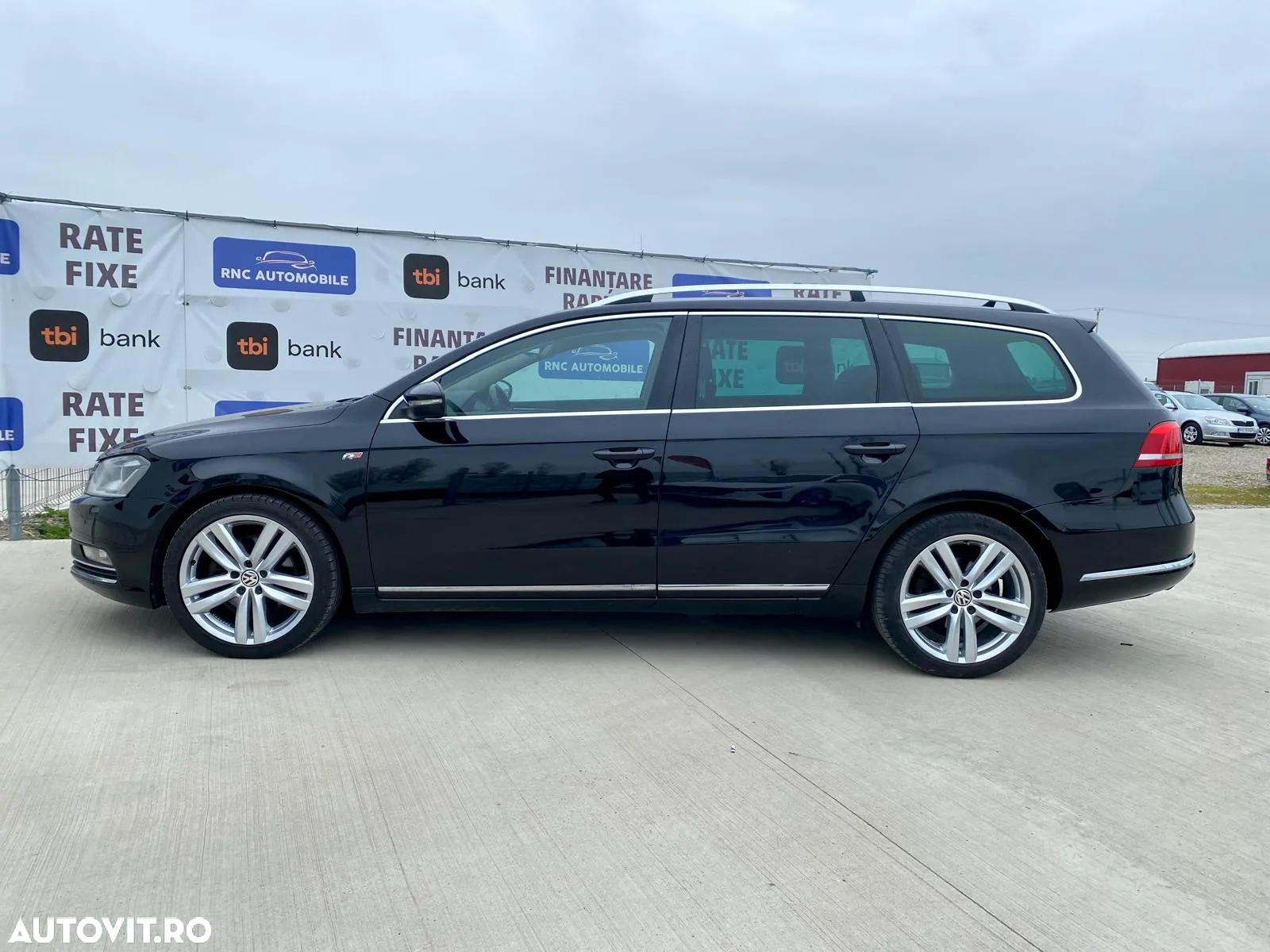 Volkswagen Passat Variant 2.0 TDI DPF DSG R-Line Edition Plus - 4