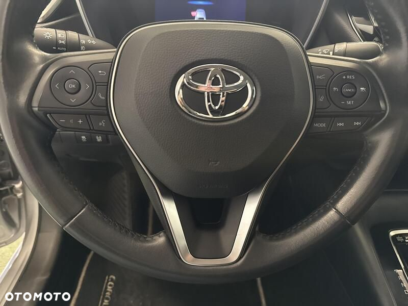 Toyota Corolla - 13