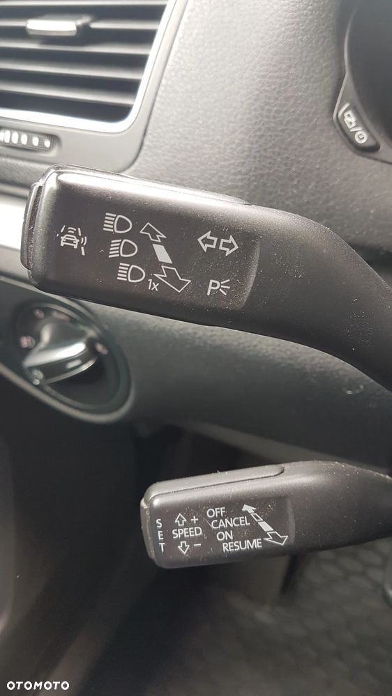 Volkswagen Sharan 2.0 TSI Highline DSG - 25