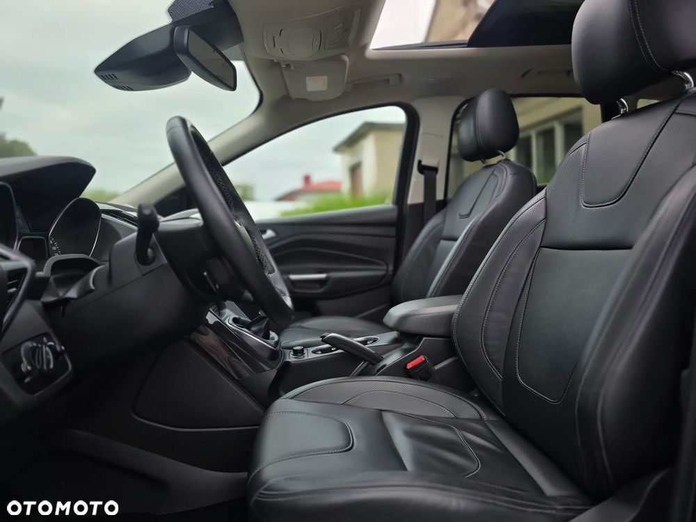 Ford Kuga - 15