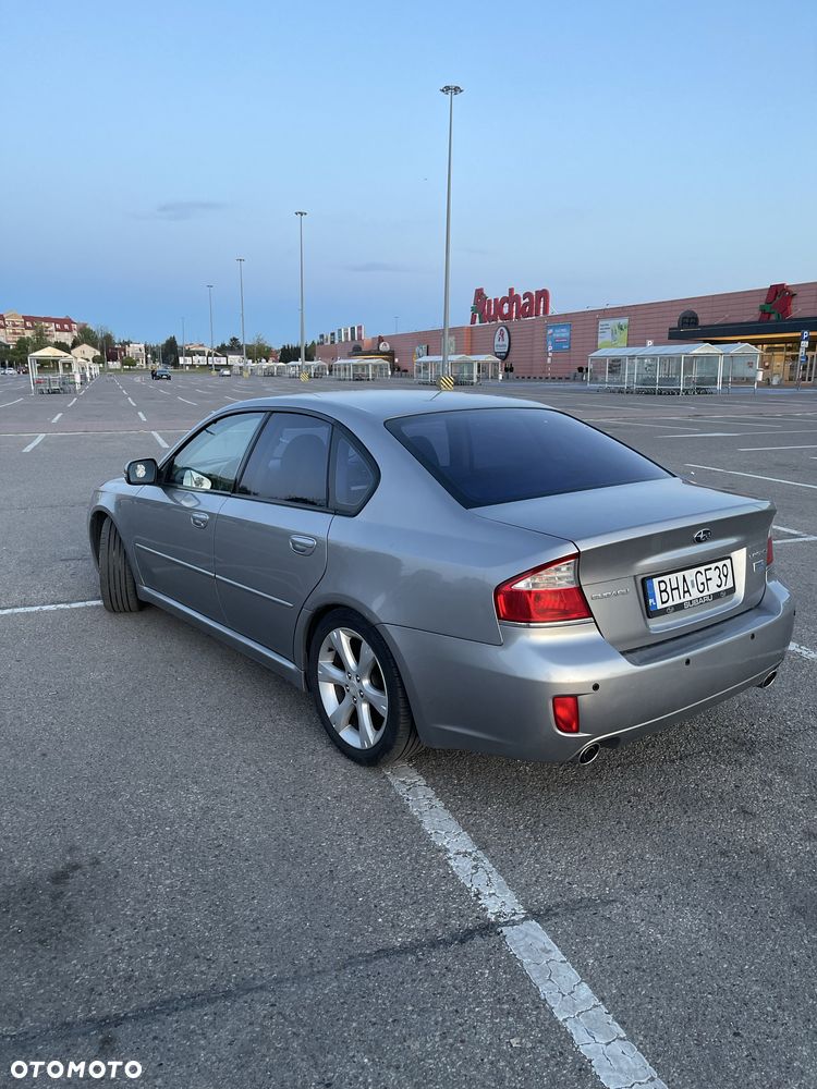 Subaru Legacy - 3
