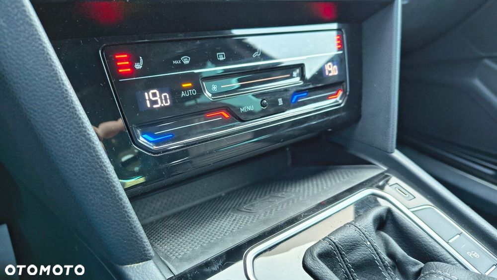 Volkswagen Passat Variant - 28