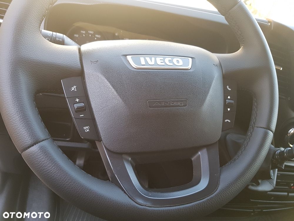 Iveco DAILY - 25