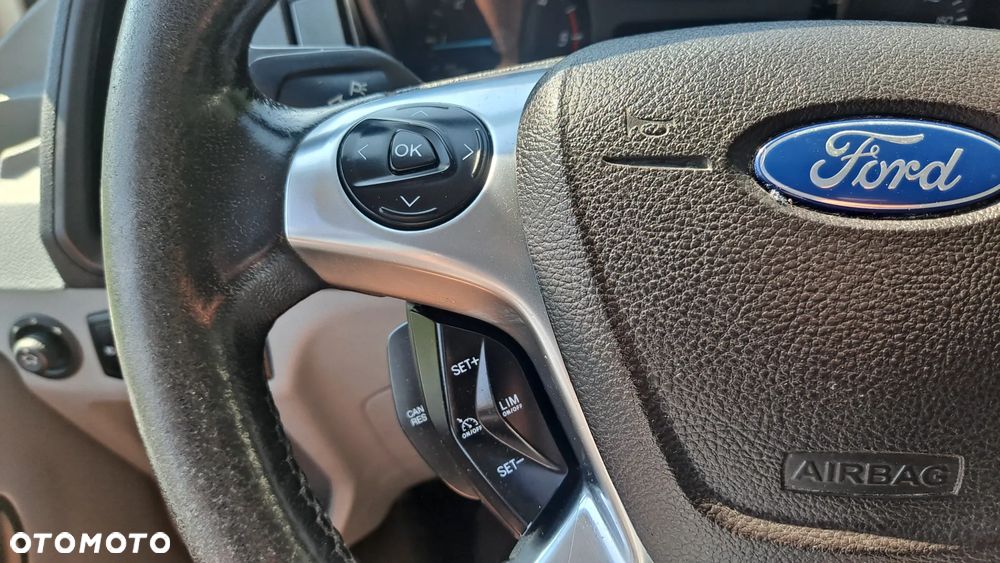 Ford Transit - 23