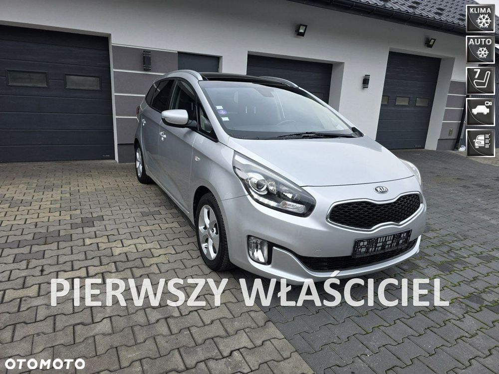 Kia Carens - 1