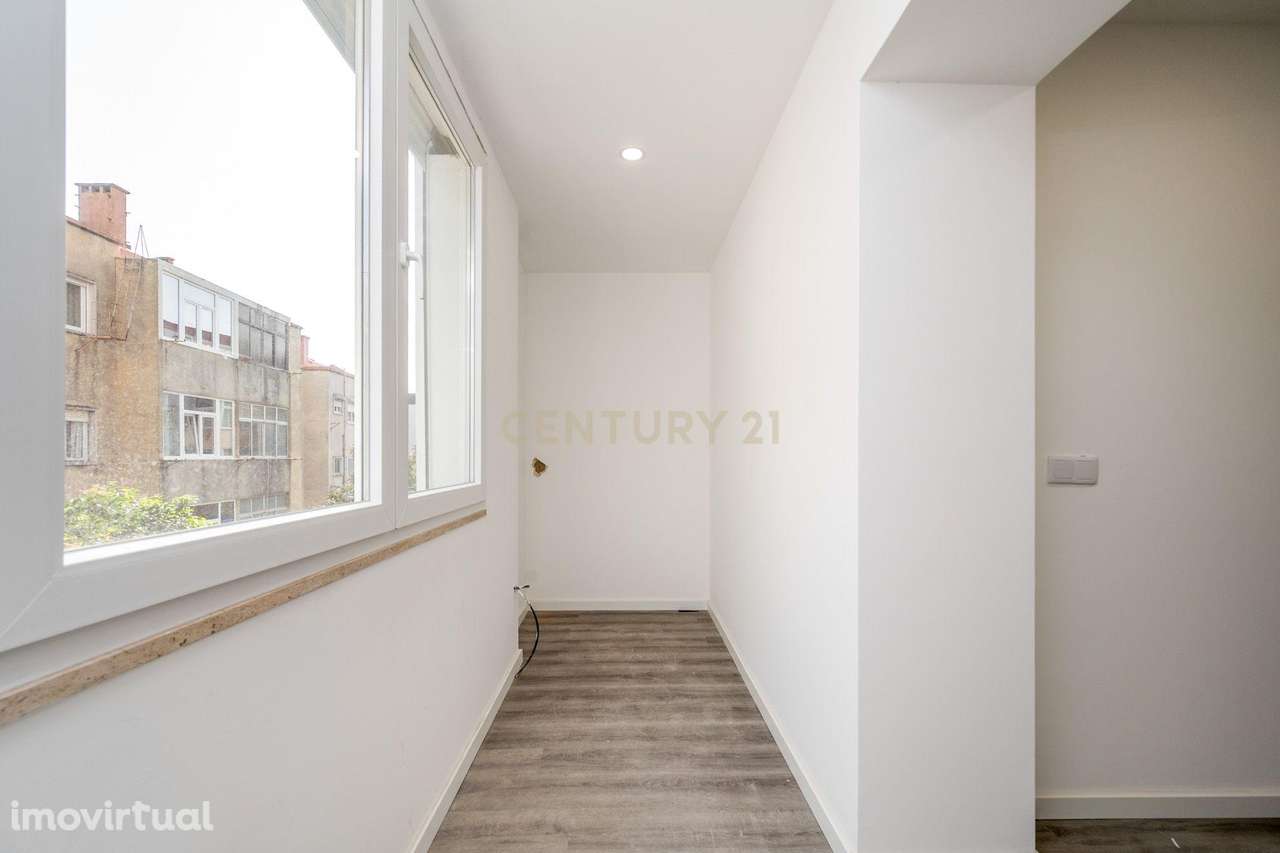 T3 em Queluz, perto do Palácio Nacional, totalmente remodelado e equip - Grande imagem: 5/25