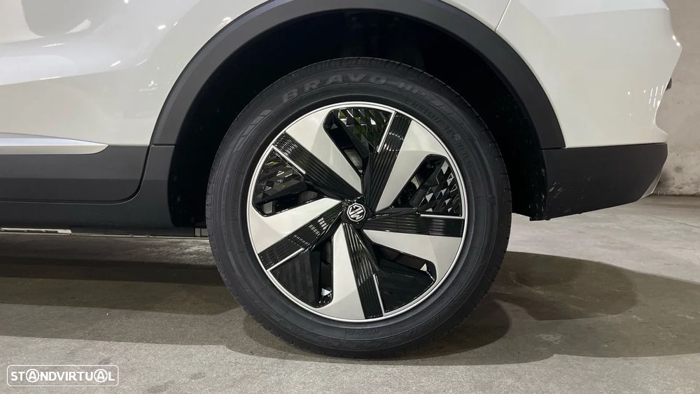 MG ZS EV 72.6 kWh Luxury - 24