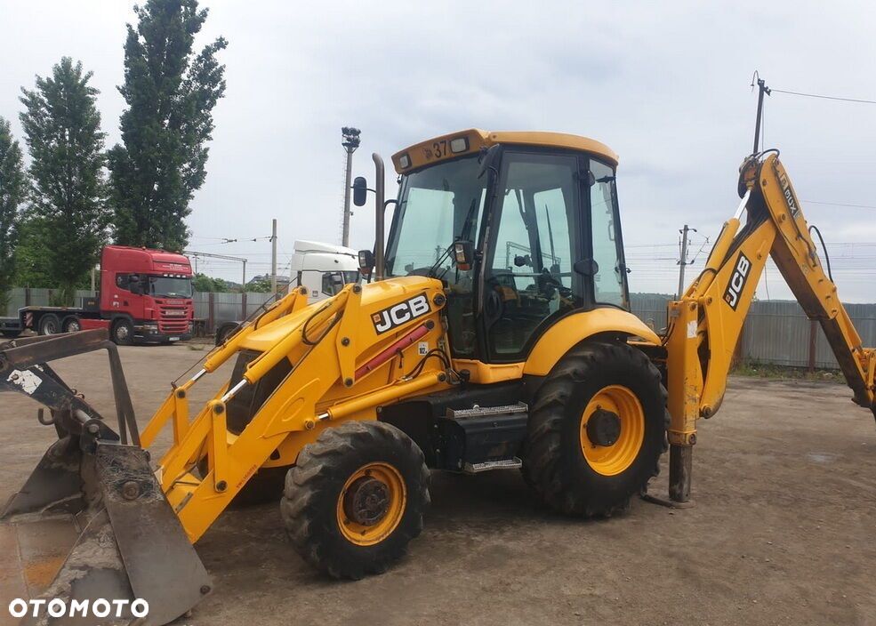 JCB 3CX KOPARKO-ŁADOWARKA 2007, Widły do ​​palet