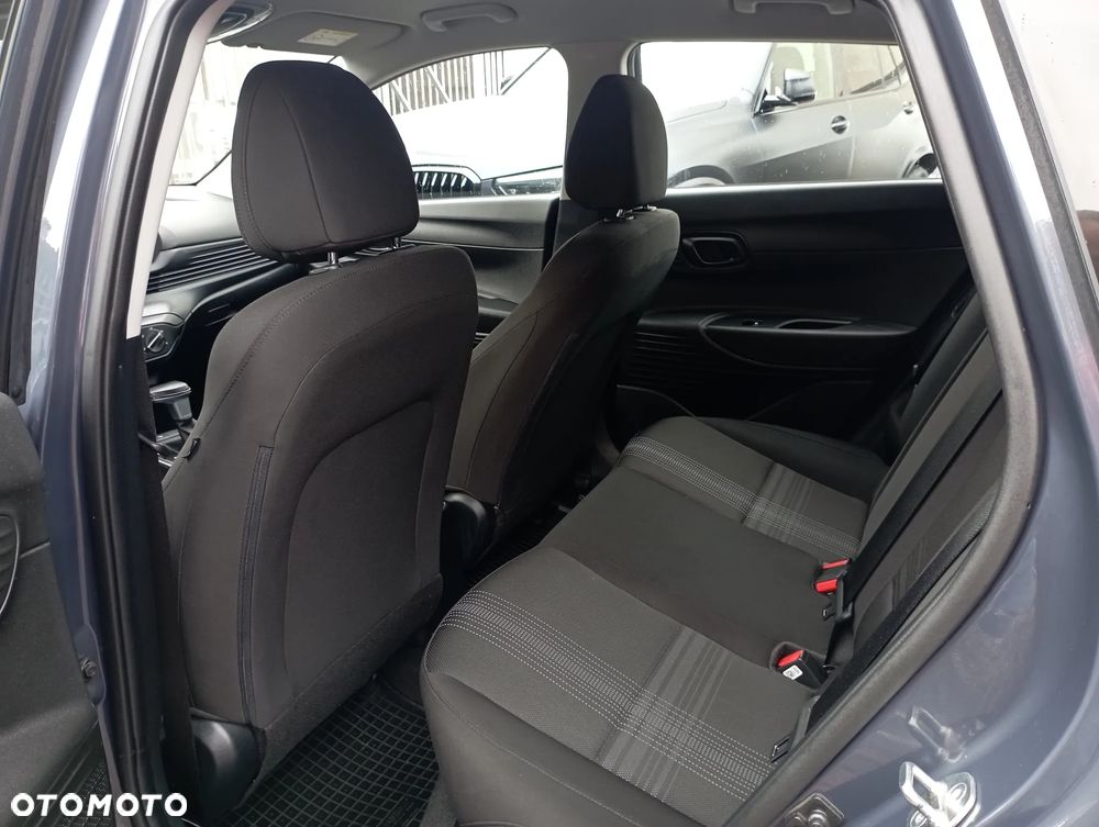 Hyundai i20 1.0 T-GDI Pure DCT - 11
