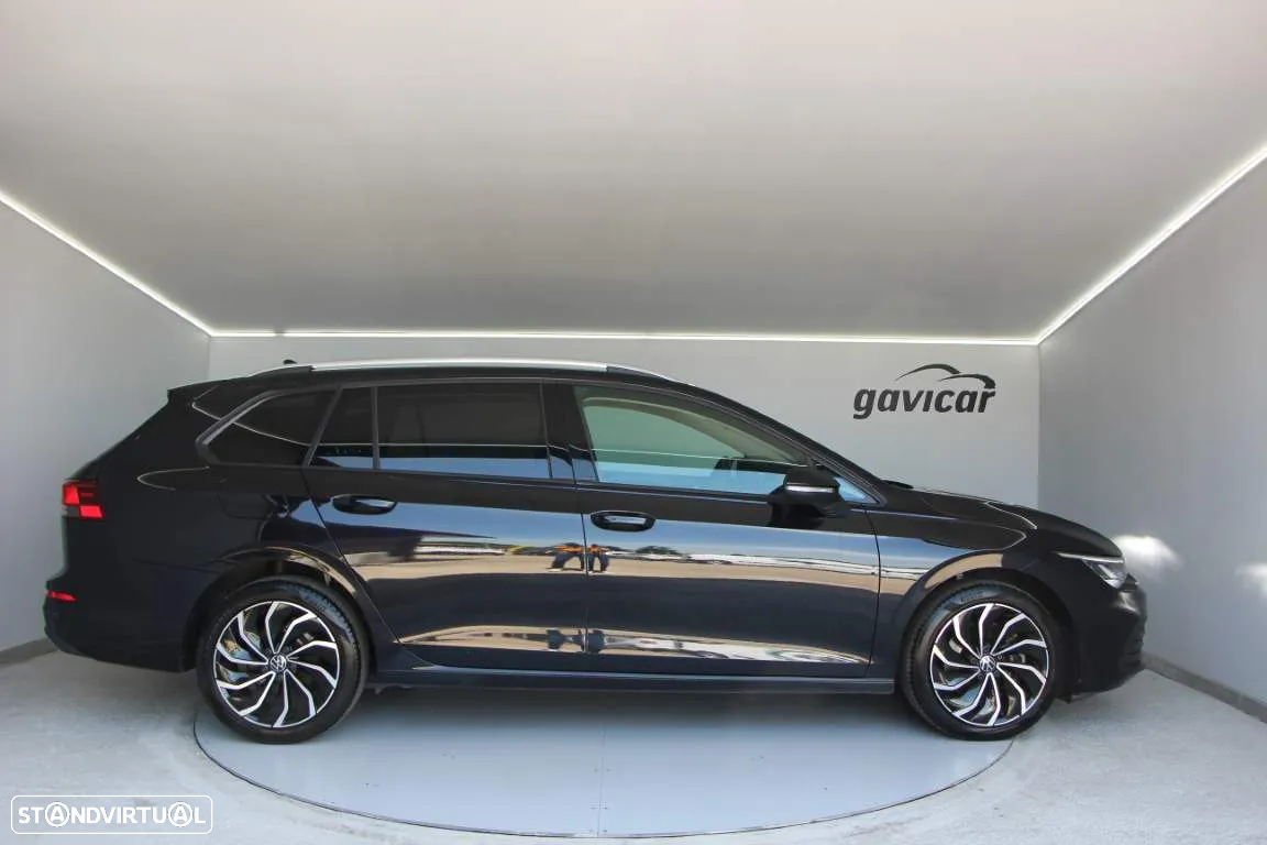 VW Golf Variant 2.0 TDi Life DSG - 3