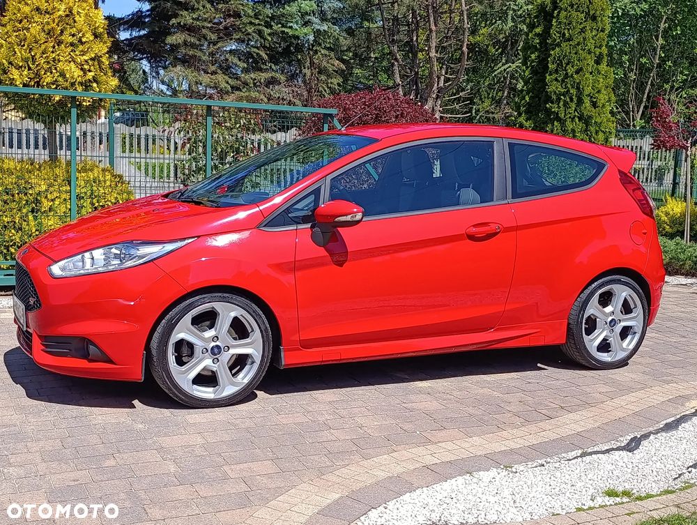 Ford Fiesta ST - 6