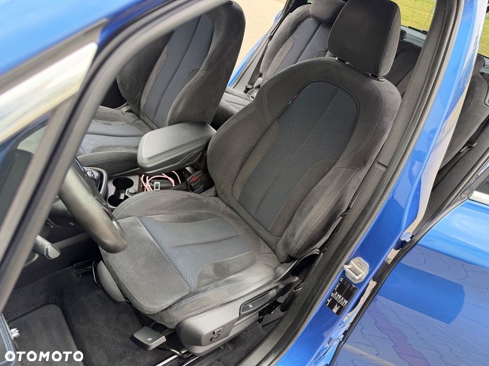 BMW Seria 2 220d xDrive Sport-Aut M Sport - 24