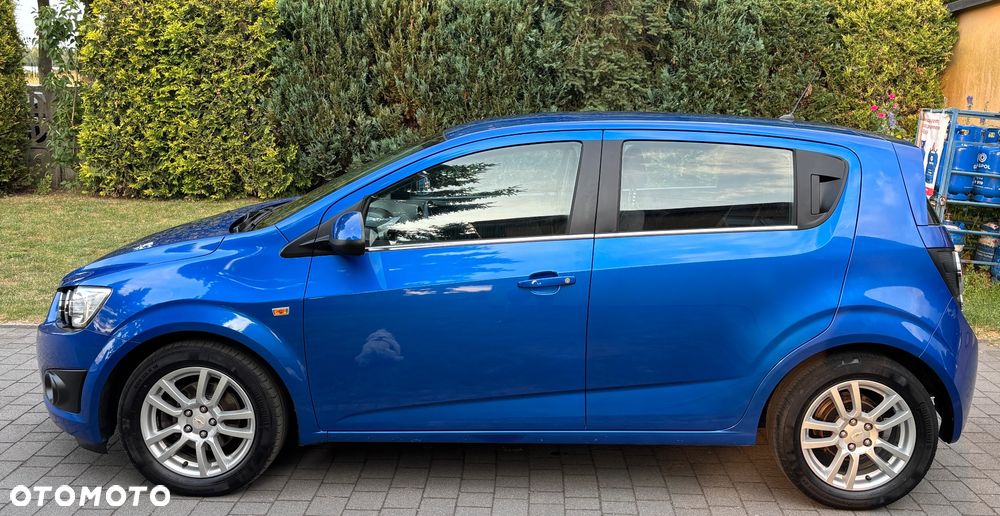 Chevrolet Aveo 1.6 LTZ S/S - 13
