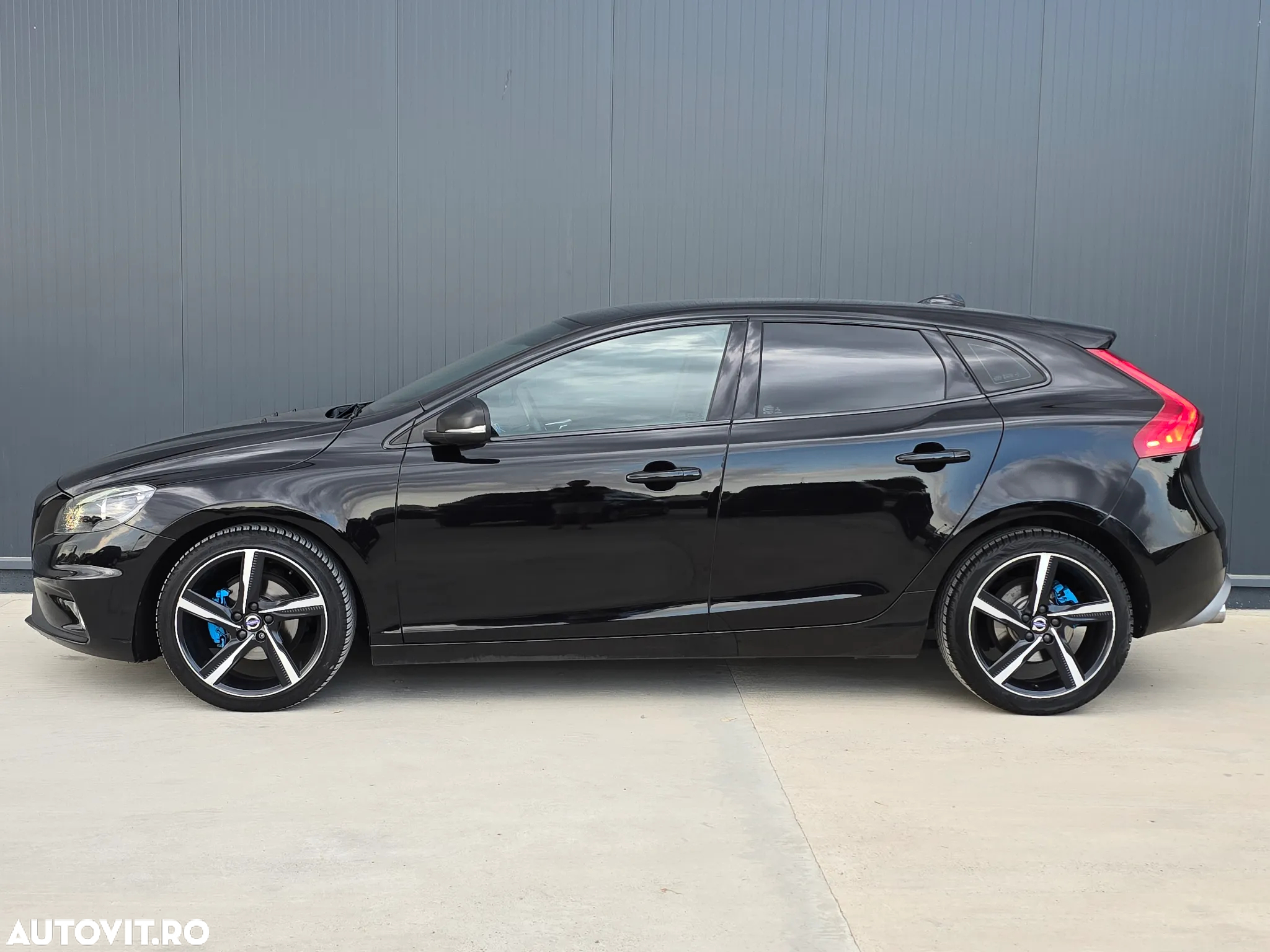 Volvo V40 D2 RDesign - 14