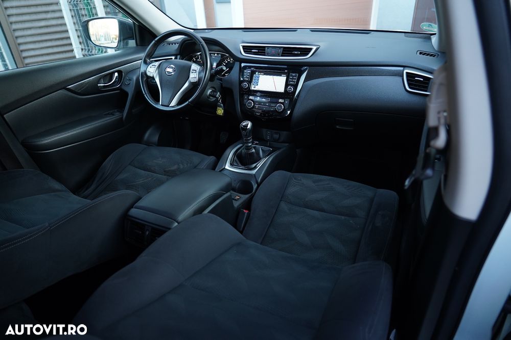 Nissan X-Trail 1.6 dCi ALL-MODE 4x4i N-Connecta - 11