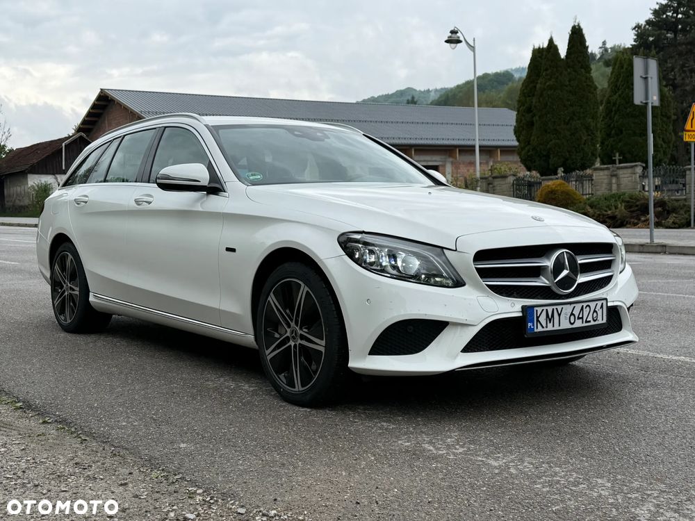 Mercedes-Benz Klasa C 300 e 9G-TRONIC Avantgarde - 6
